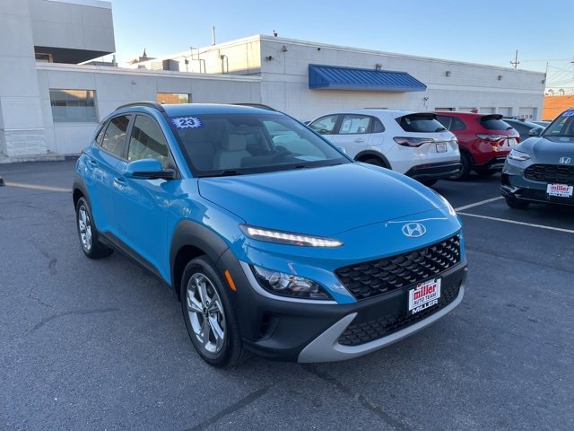 2023 Hyundai Kona SEL photo 2
