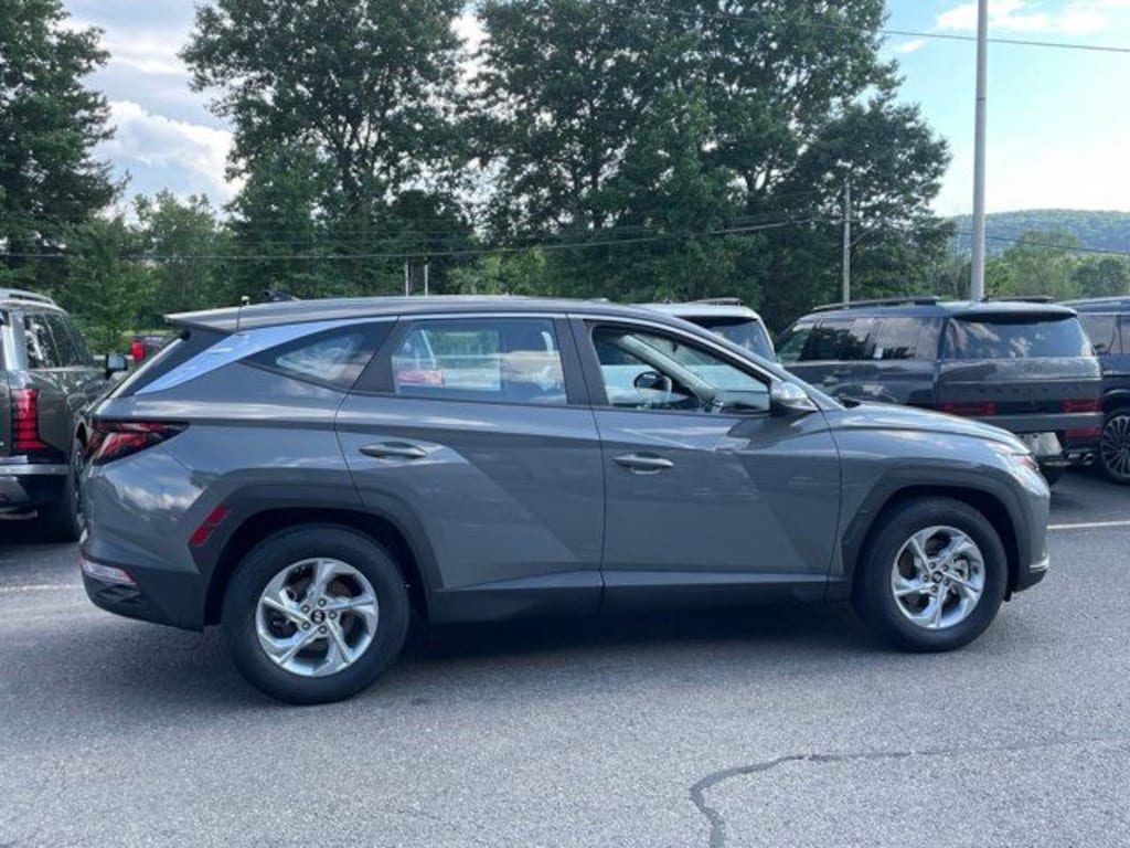 Used 2024 Hyundai Tucson SE SUV