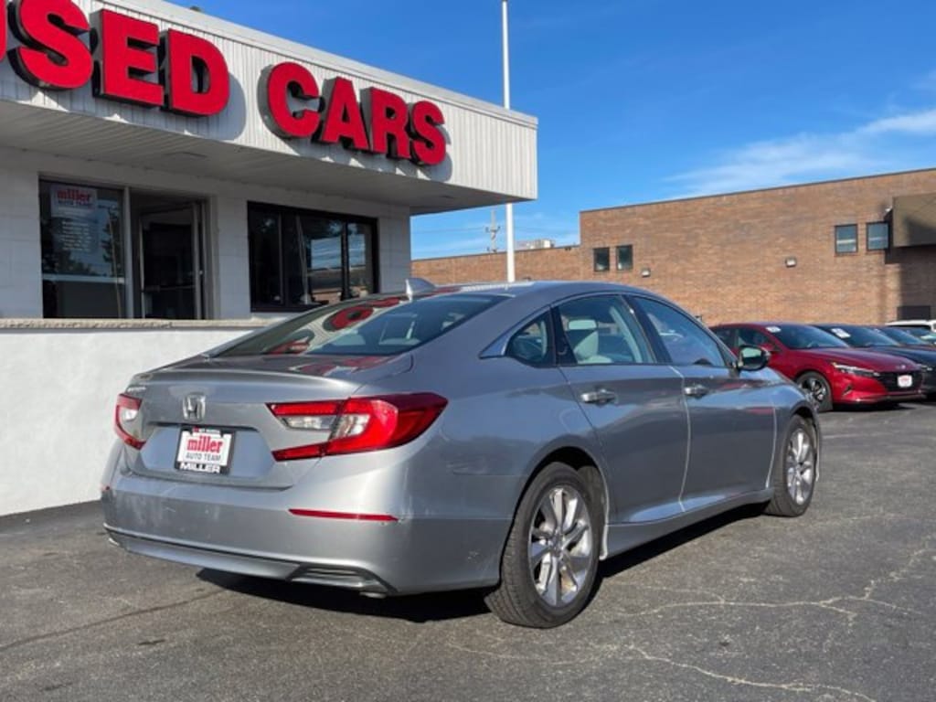 Used 2018 Honda Accord LX Sedan