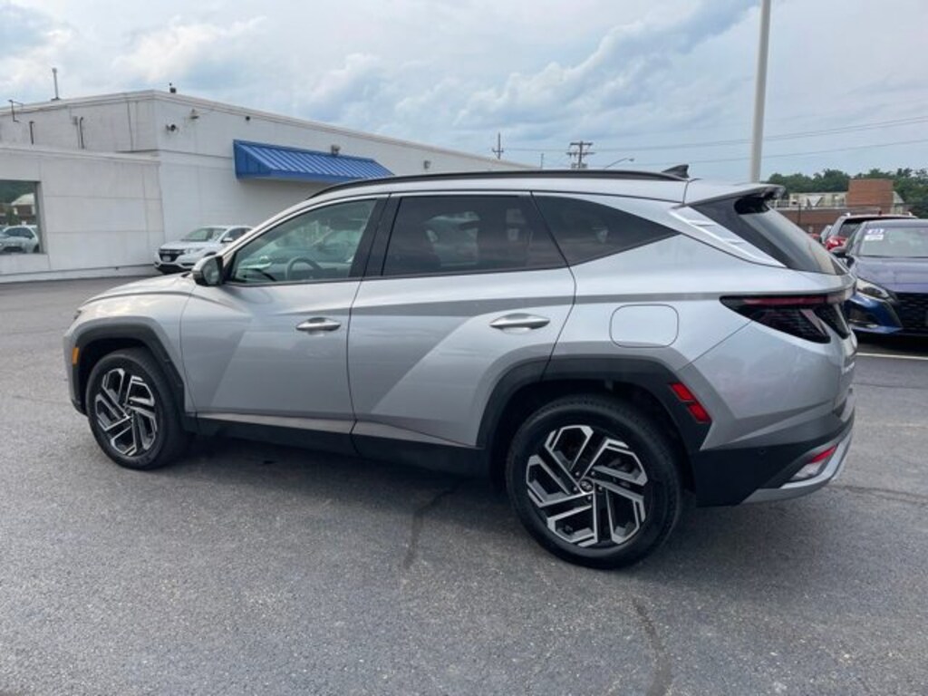 Certified 2025 Hyundai Tucson Limited SUV