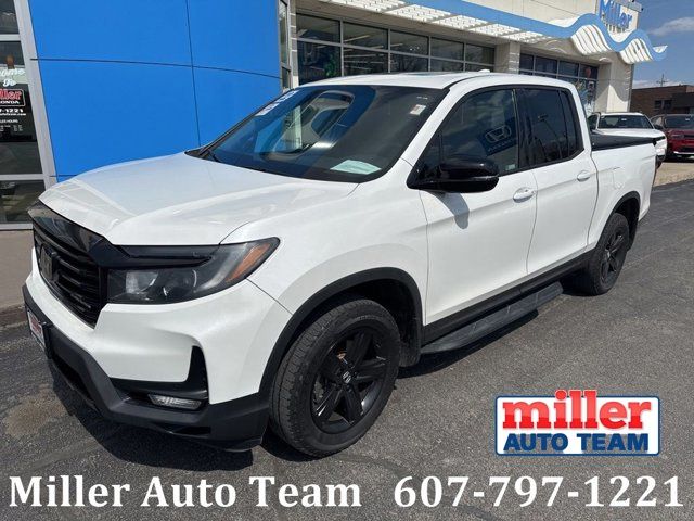 2022 Honda Ridgeline Black Edition's photo