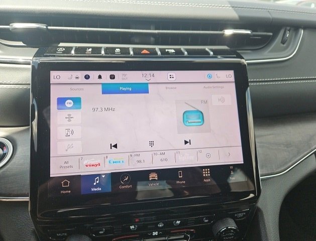 2024 Jeep Grand Cherokee Overland - Photo 12