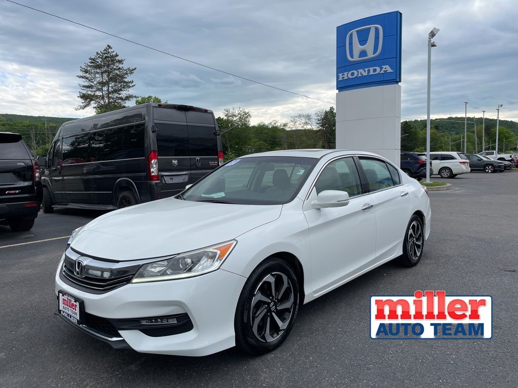 2017 Honda Accord EX-L V-6 Auto's photo