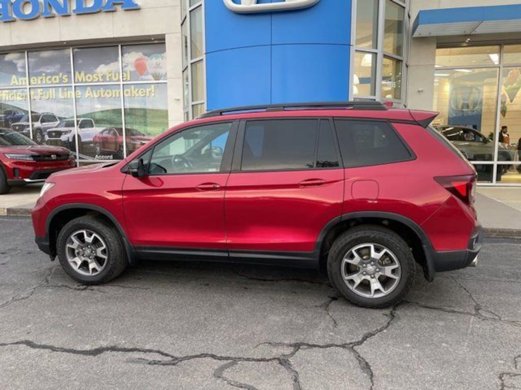 Used 2023 Honda Passport TrailSport SUV