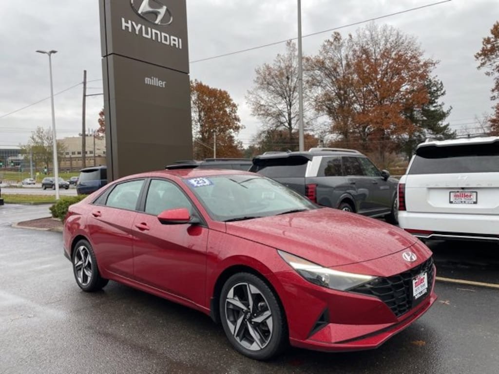 Used 2023 Hyundai Elantra SEL Sedan
