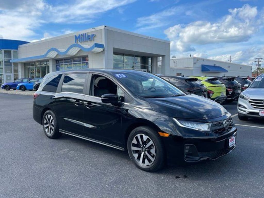 Used 2025 Honda Odyssey EX-L Van