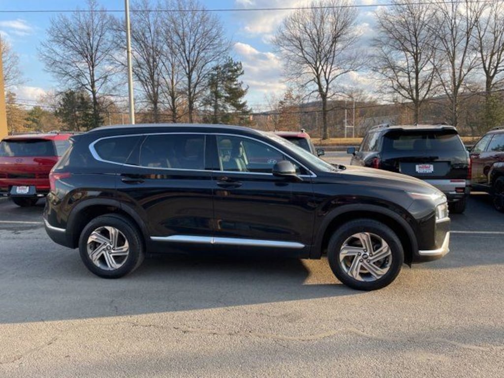 Used 2022 Hyundai Santa Fe SEL SUV