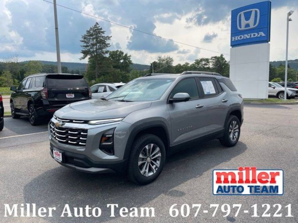 Used 2025 Chevrolet Equinox LT SUV