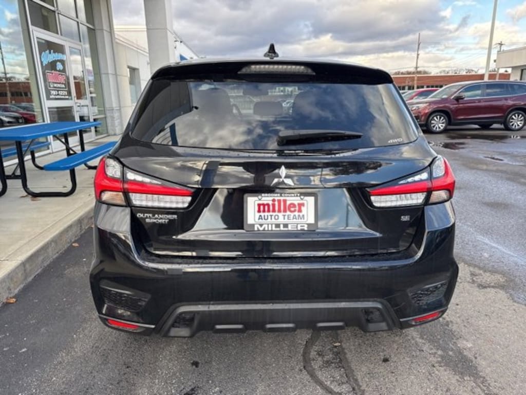 Used 2024 Mitsubishi Outlander Sport 2.0 SUV