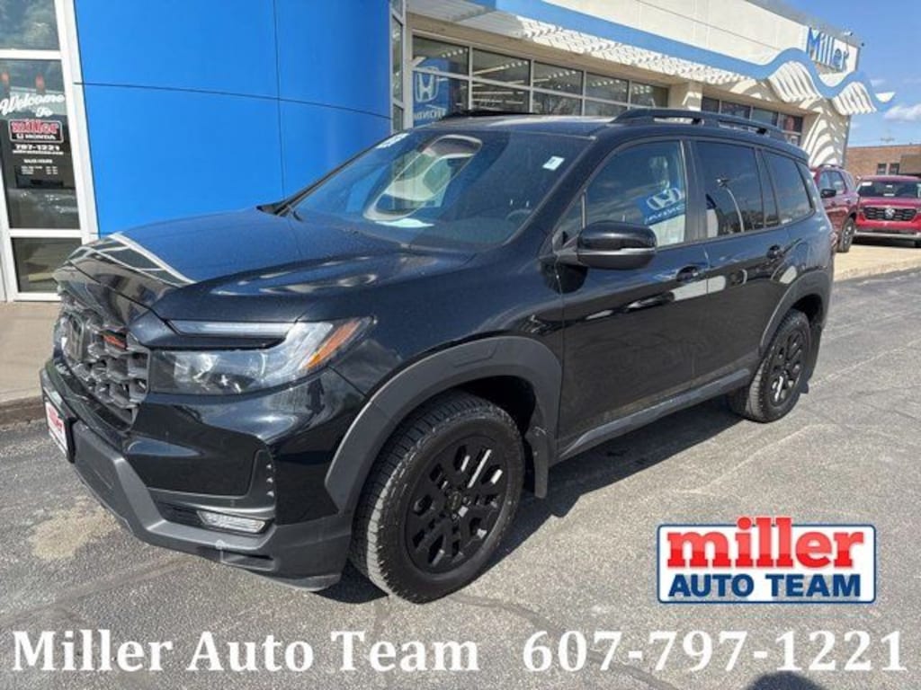 Used 2023 Honda Passport TrailSport SUV
