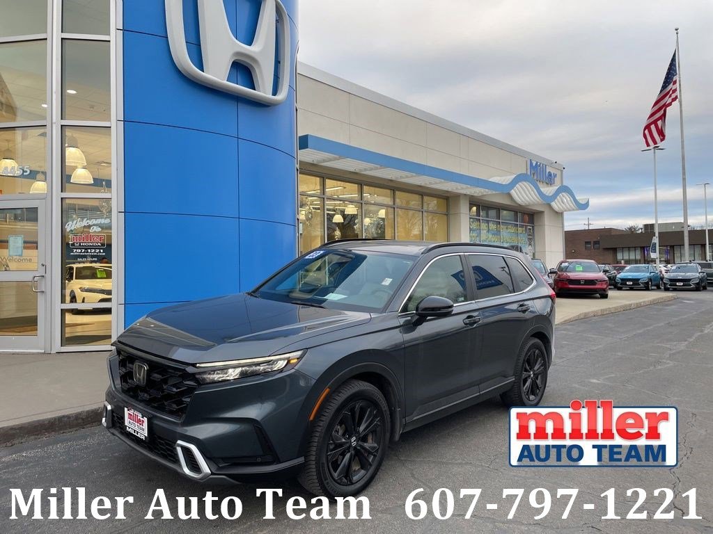 2023 Honda CR-V Sport Touring's photo