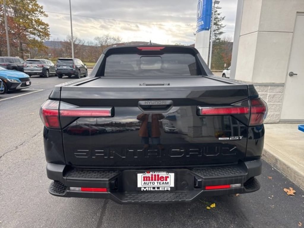 Used 2023 Hyundai Santa Cruz 2.5T SEL Premium Truck Crew Cab