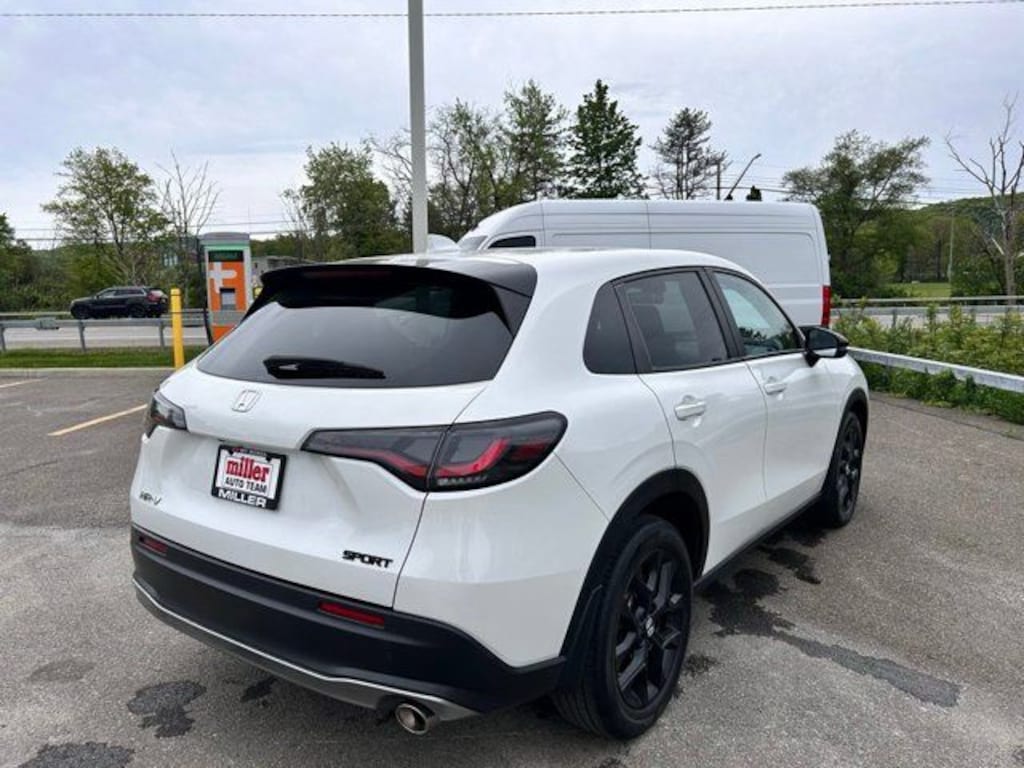 Used 2024 Honda HR-V Sport SUV