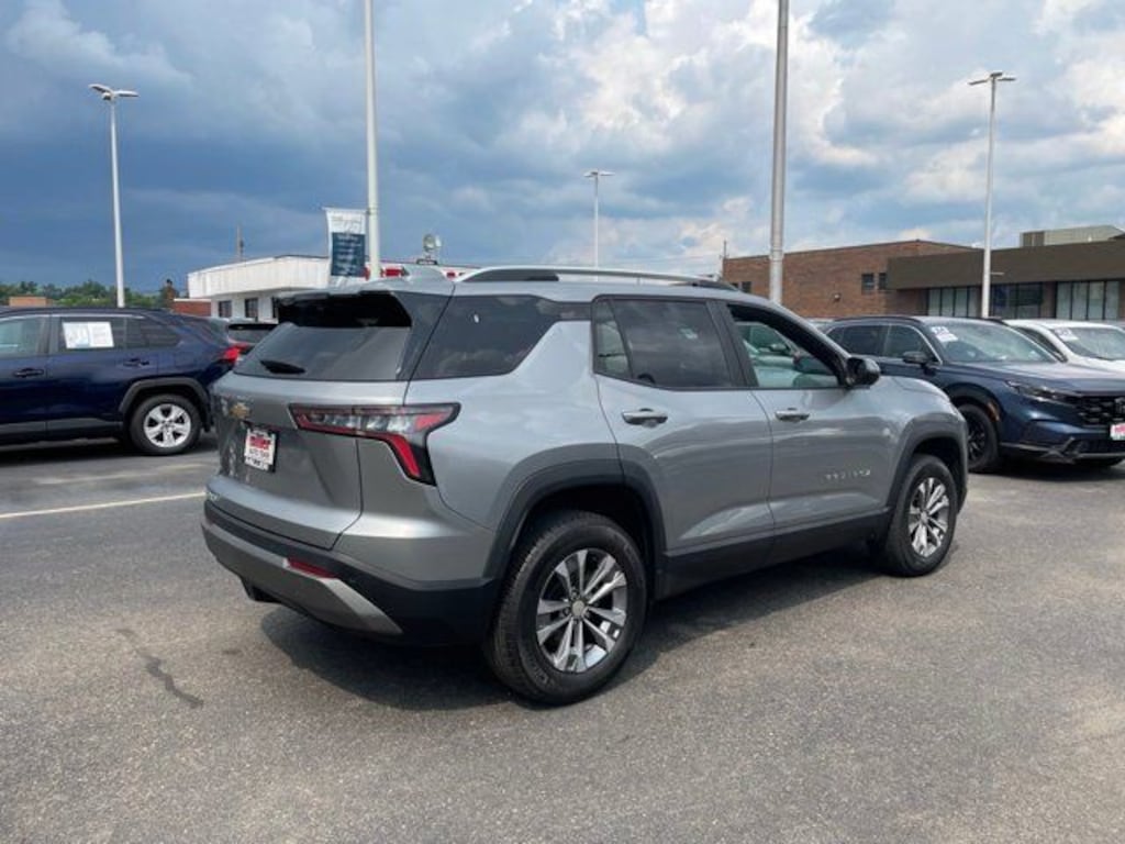 Used 2025 Chevrolet Equinox LT SUV