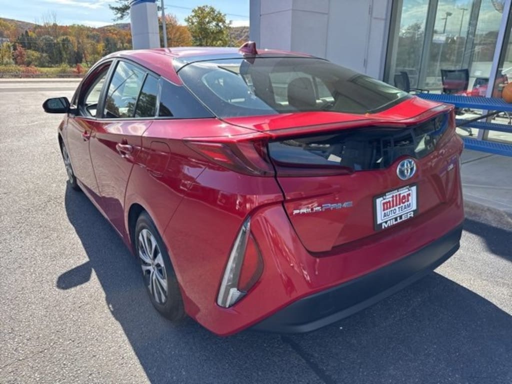 Used 2021 Toyota Prius Prime Hatchback