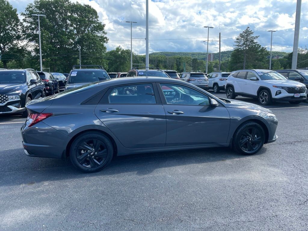 Used 2023 Hyundai Elantra SEL Sedan