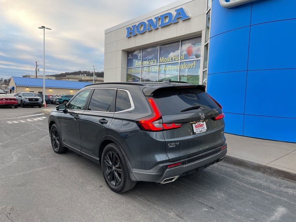 Used 2023 Honda CR-V Hybrid Sport Touring SUV