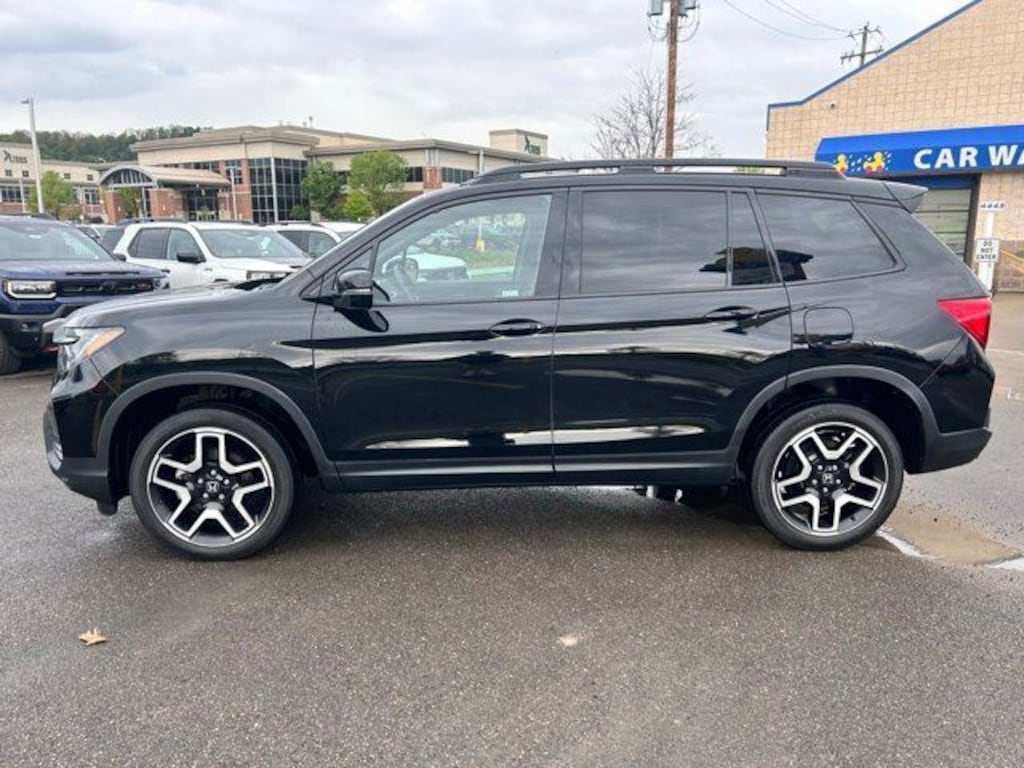 Used 2023 Honda Passport Elite SUV