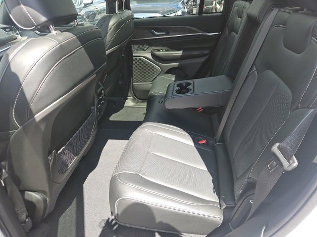 2024 Jeep Grand Cherokee Overland - Photo 9