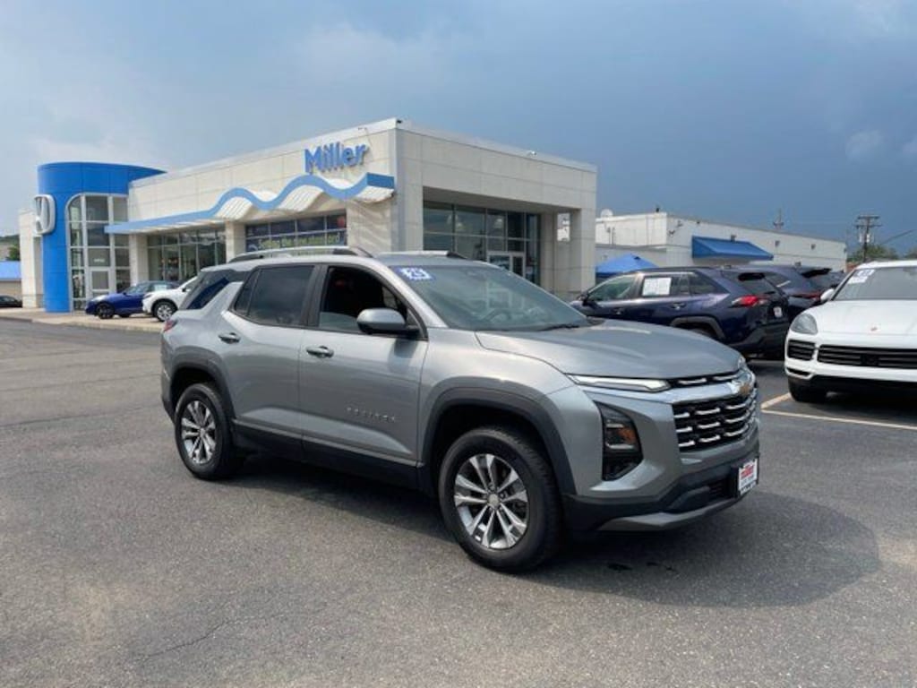 Used 2025 Chevrolet Equinox LT SUV