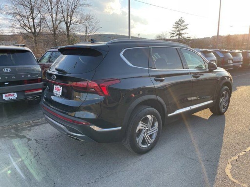 Used 2022 Hyundai Santa Fe SEL SUV