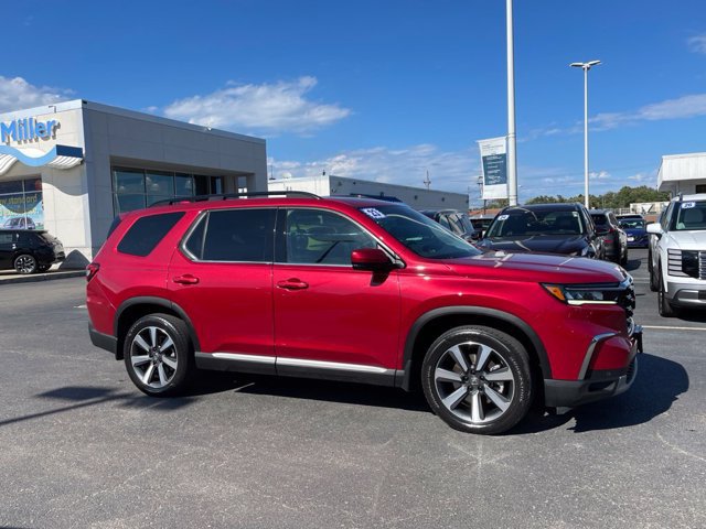 Used 2023 Honda Pilot Touring SUV