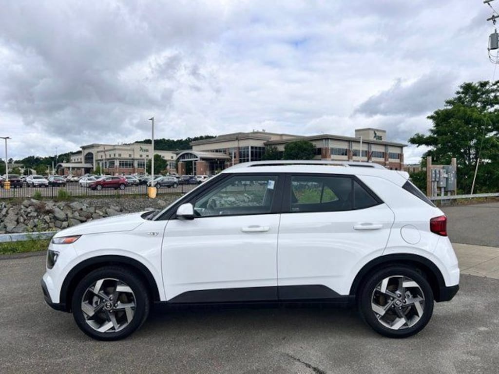 Certified 2023 Hyundai Venue SEL SUV