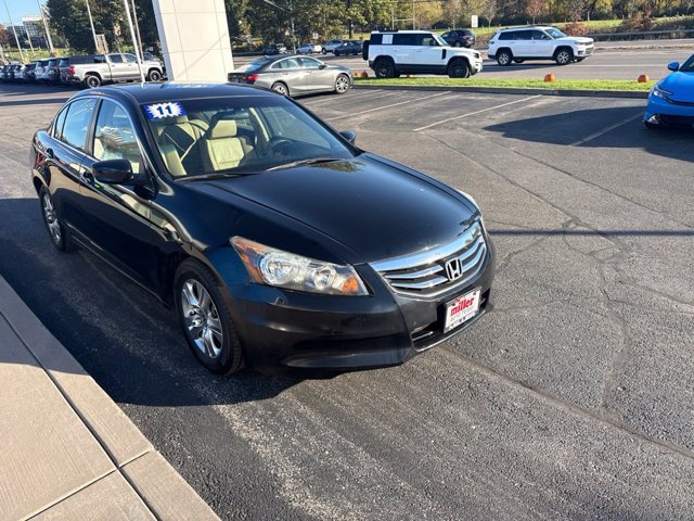 Used 2011 Honda Accord SE with VIN 1HGCP2F69BA104307 for sale in Vestal, NY