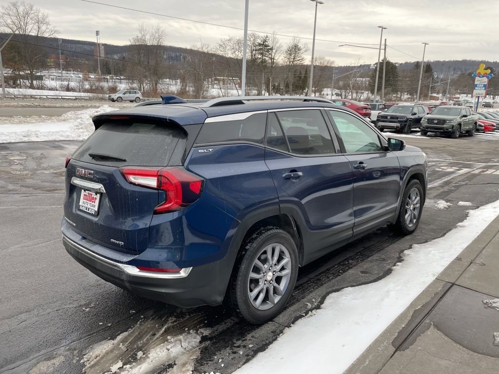 Used 2022 GMC Terrain SLT SUV