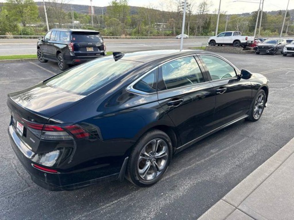 Used 2023 Honda Accord Hybrid EX-L Sedan