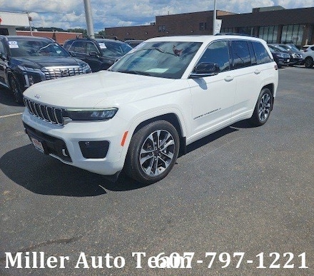 2024 Jeep Grand Cherokee Overland SUV