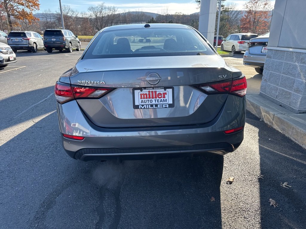 2024 Nissan Sentra SV photo 4