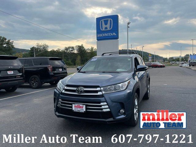 2017 Toyota Highlander