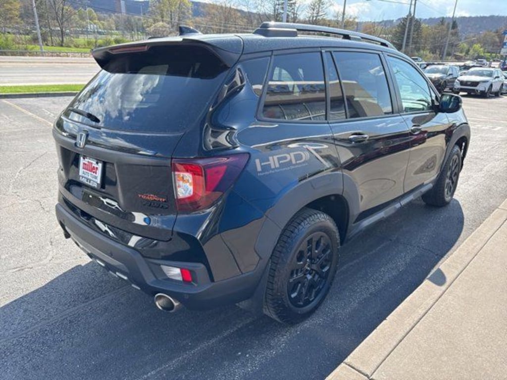 Used 2023 Honda Passport TrailSport SUV