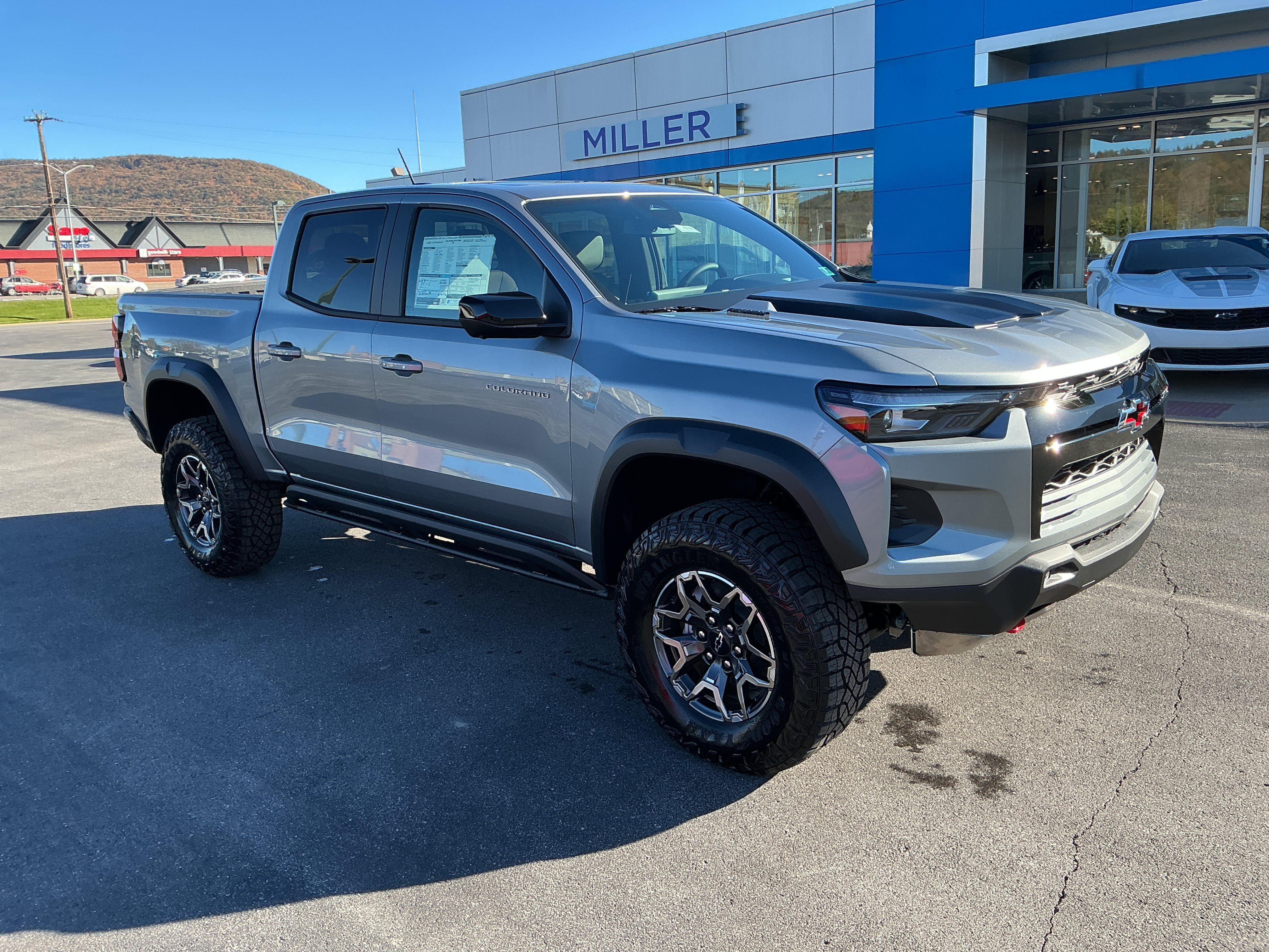 New 2026 Chevrolet Colorado ZR2 Truck
