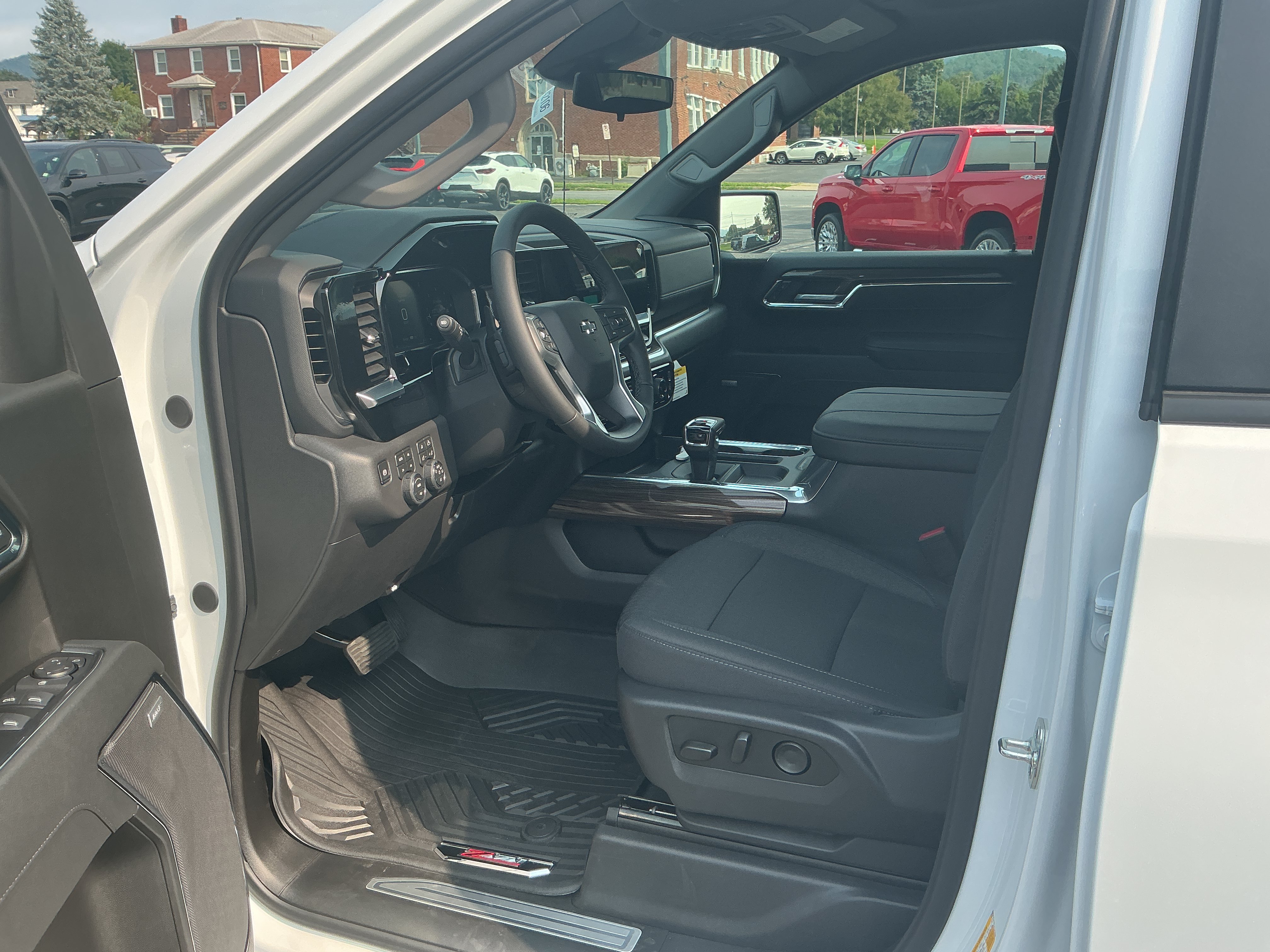2026 Chevrolet Silverado 1500 RST - Photo 13