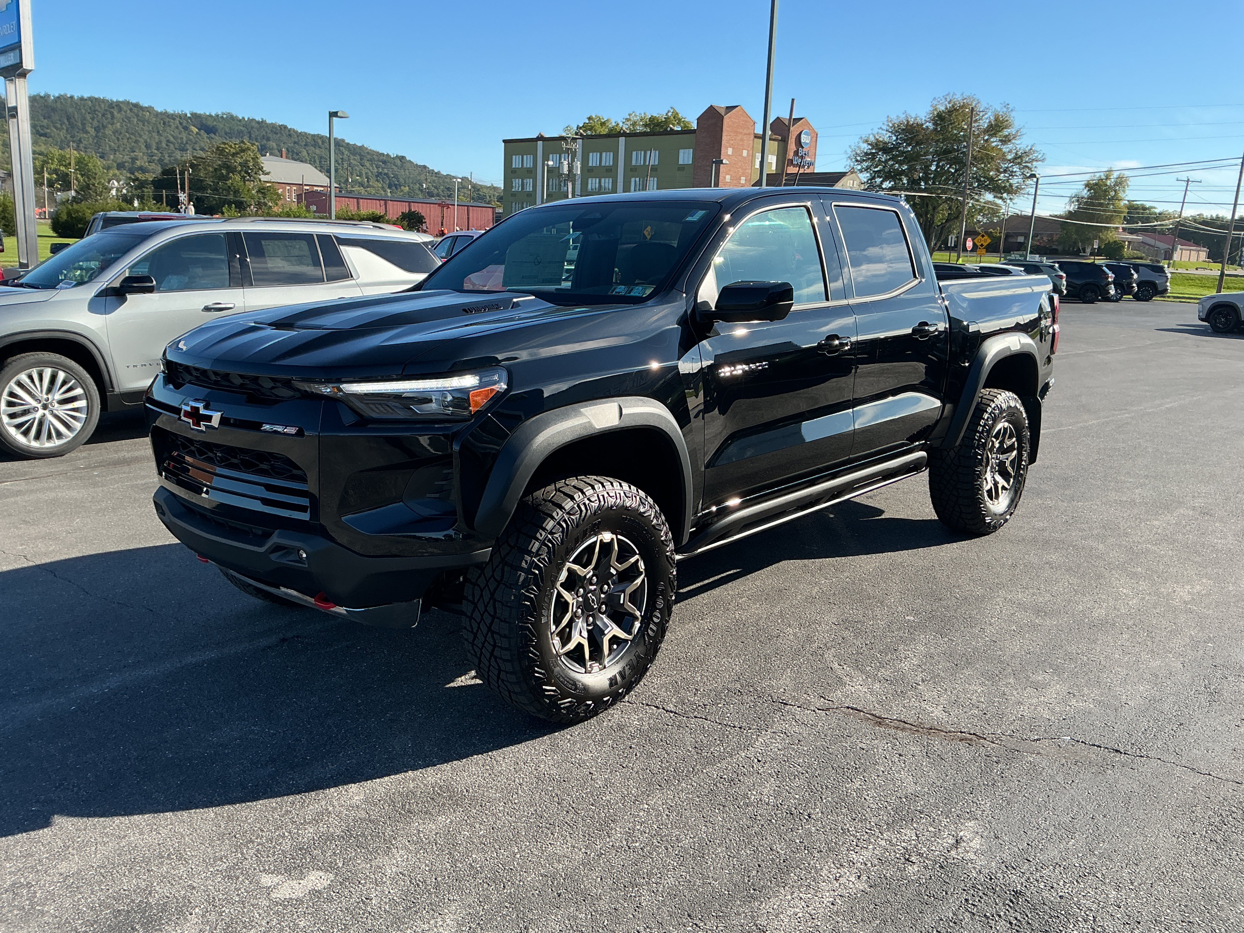 New 2026 Chevrolet Colorado ZR2 Truck