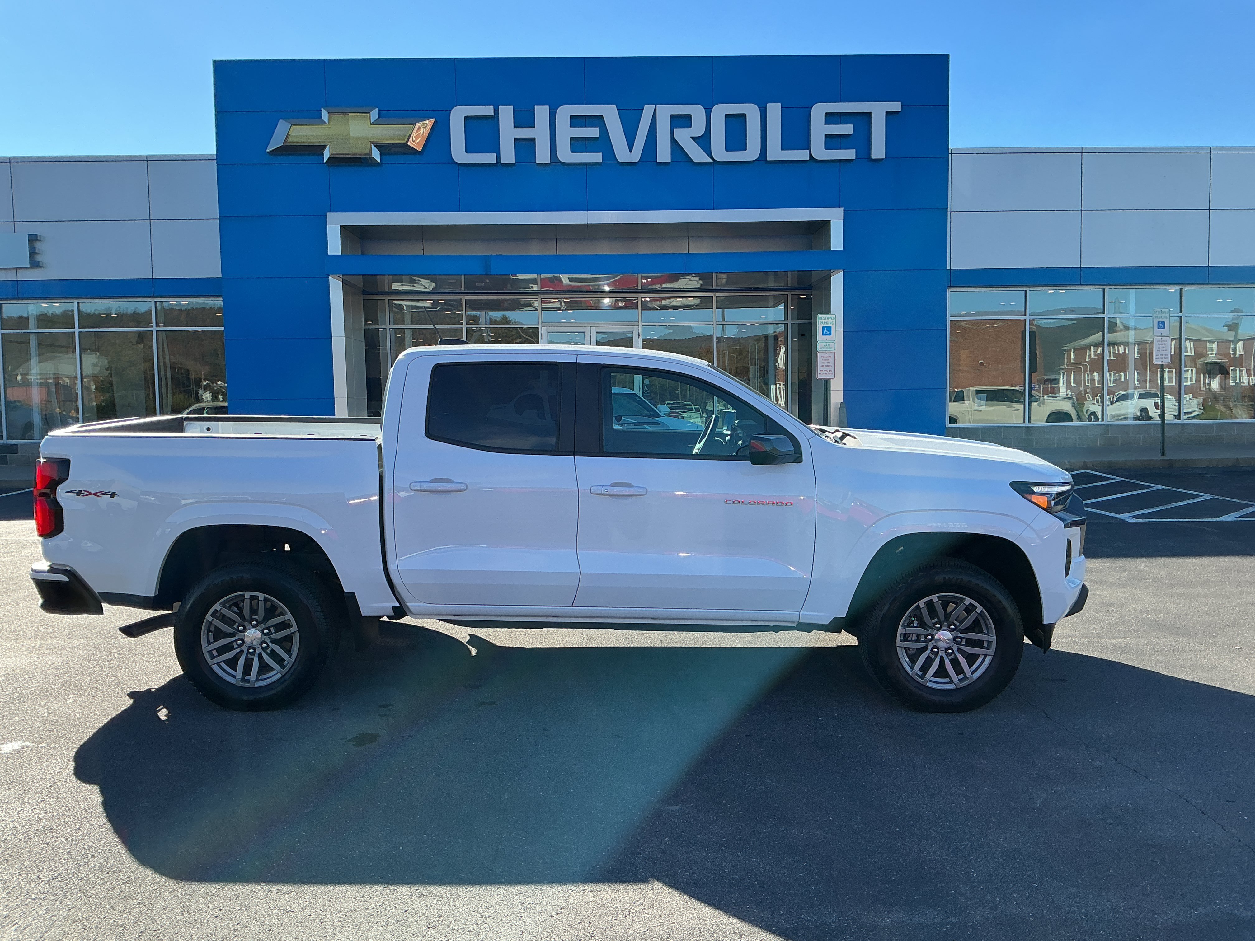 2024 Chevrolet Colorado