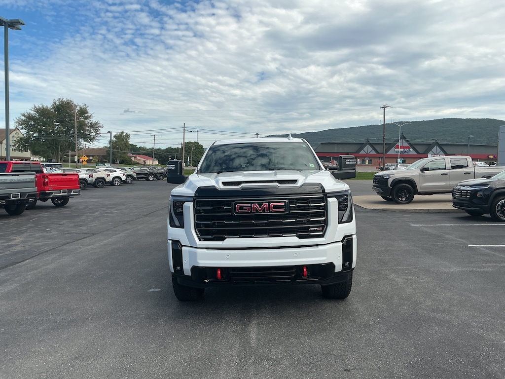 Used 2025 GMC Sierra 2500 HD AT4 Truck
