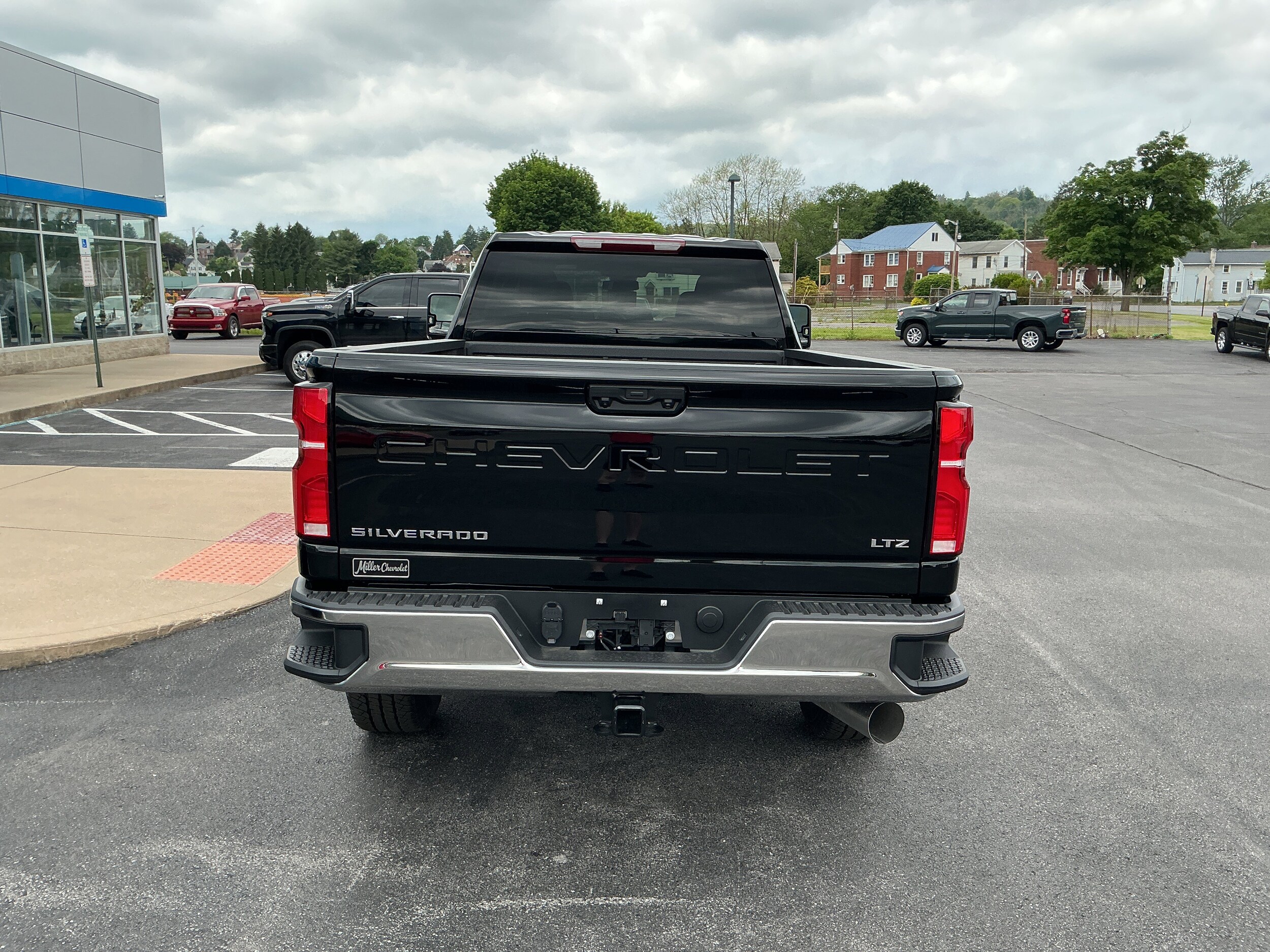 2026 Chevrolet Silverado 3500HD LTZ - Photo 7