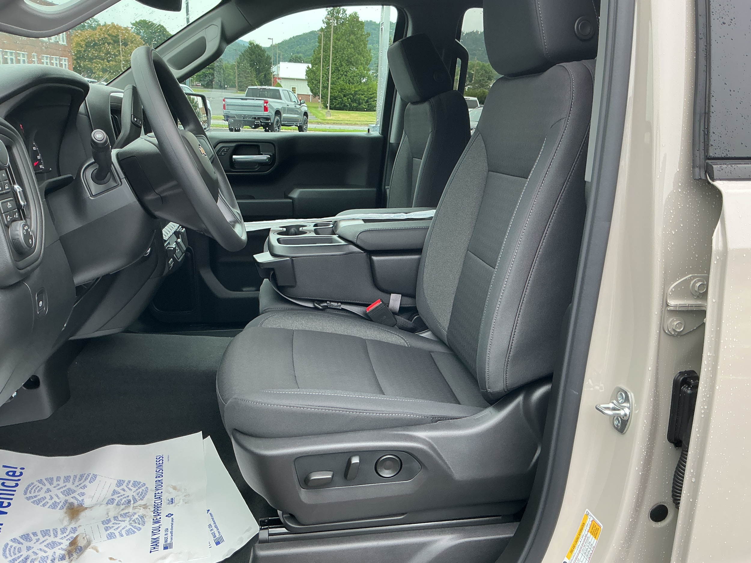 2026 Chevrolet Silverado 1500 Custom - Photo 12
