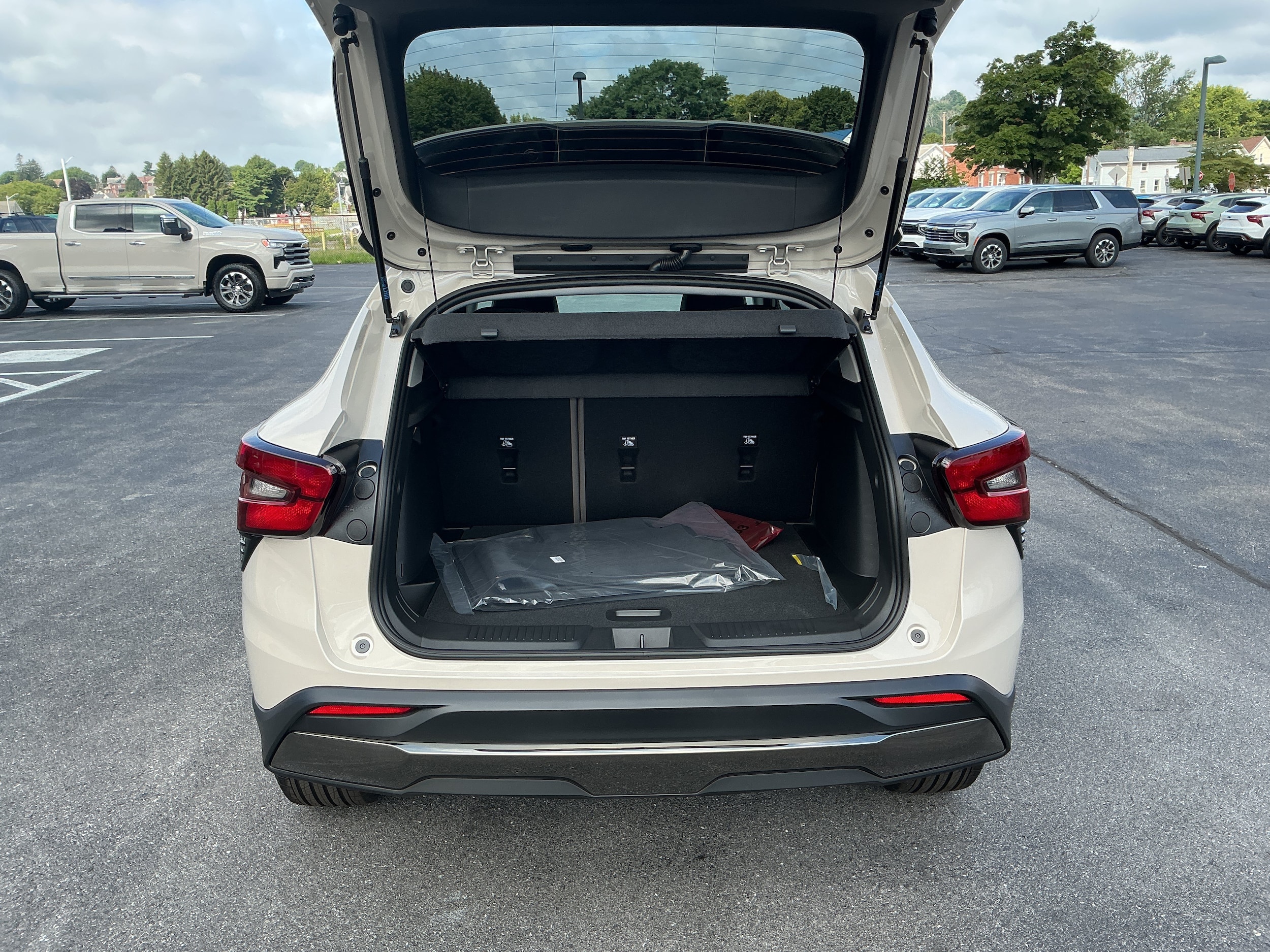 2026 Chevrolet Trax Activ - Photo 10