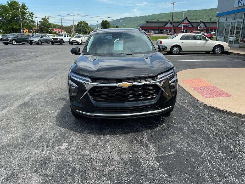 New 2026 Chevrolet Trax LT SUV