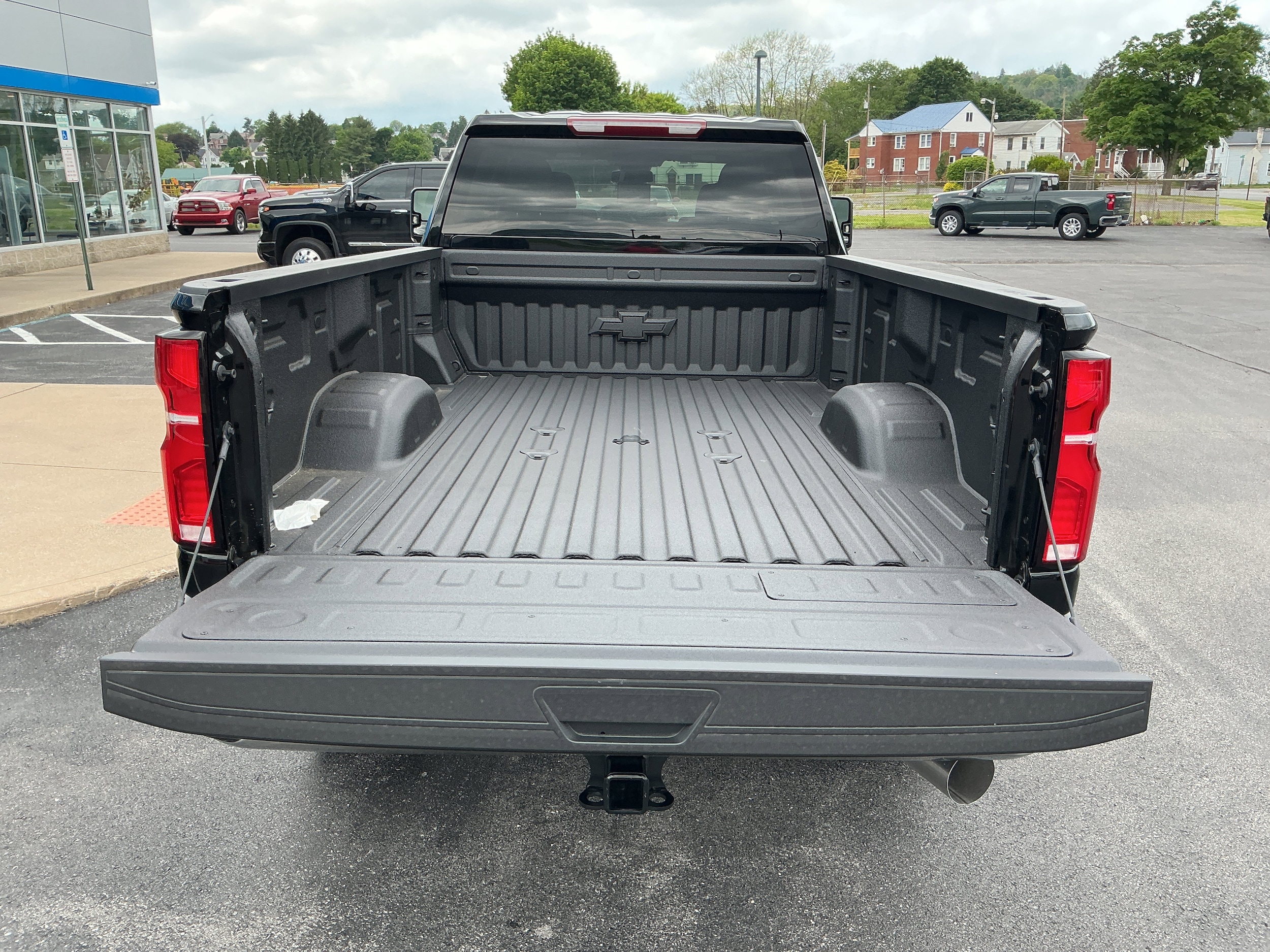 2026 Chevrolet Silverado 3500HD LTZ - Photo 8