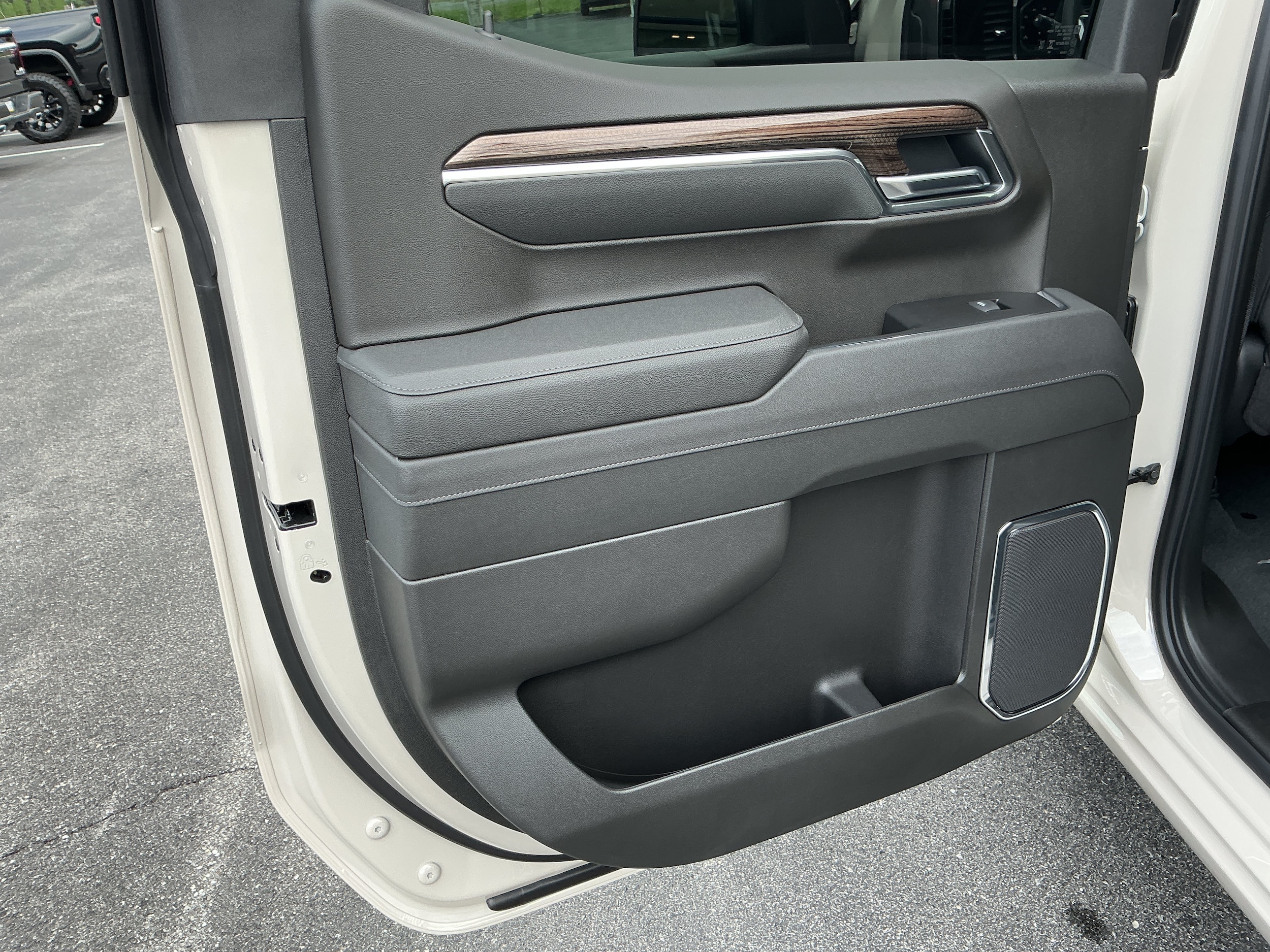 2026 Chevrolet Silverado 1500 RST - Photo 15