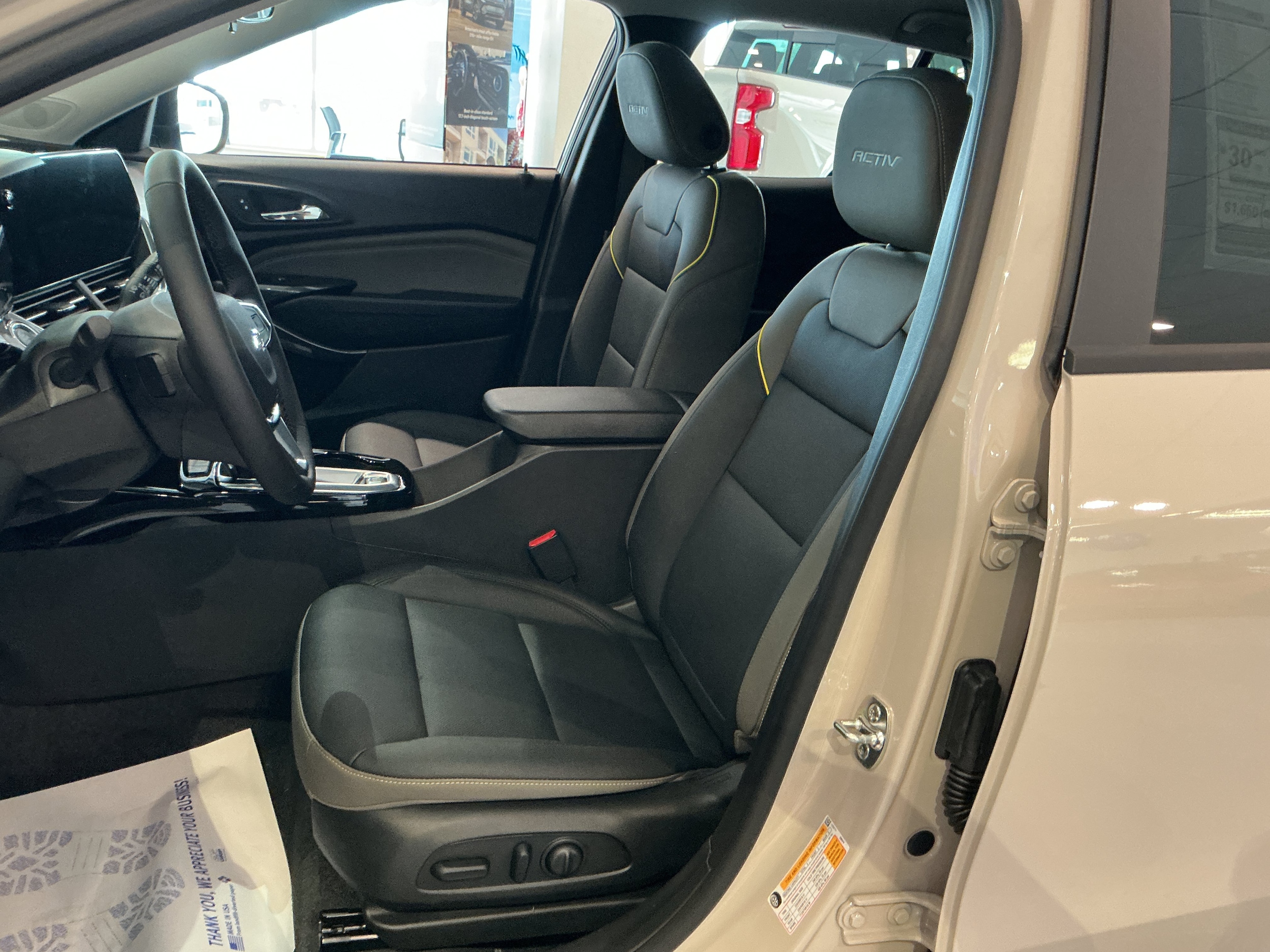2026 Chevrolet Trax Activ - Photo 8