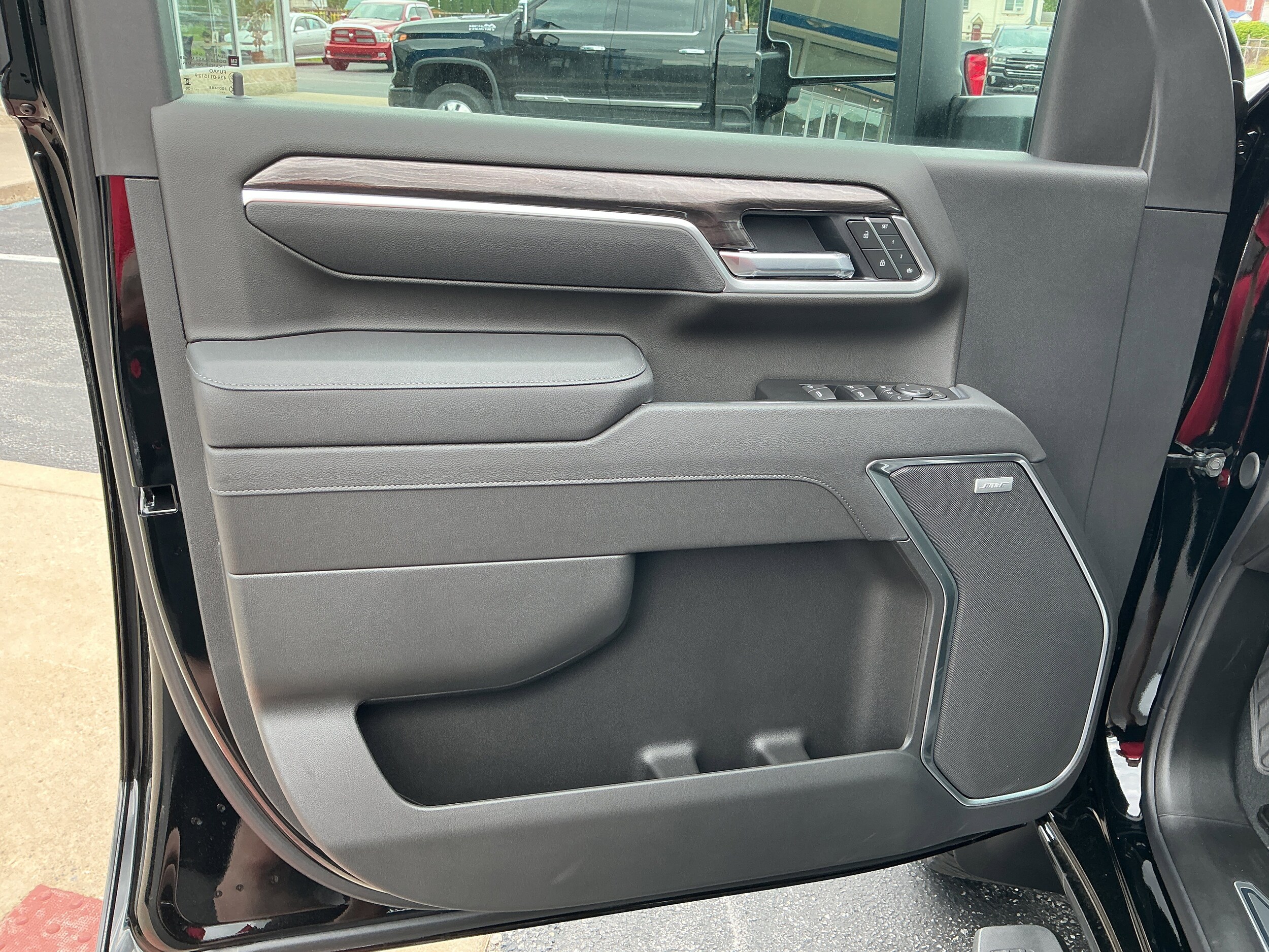2026 Chevrolet Silverado 3500HD LTZ - Photo 10