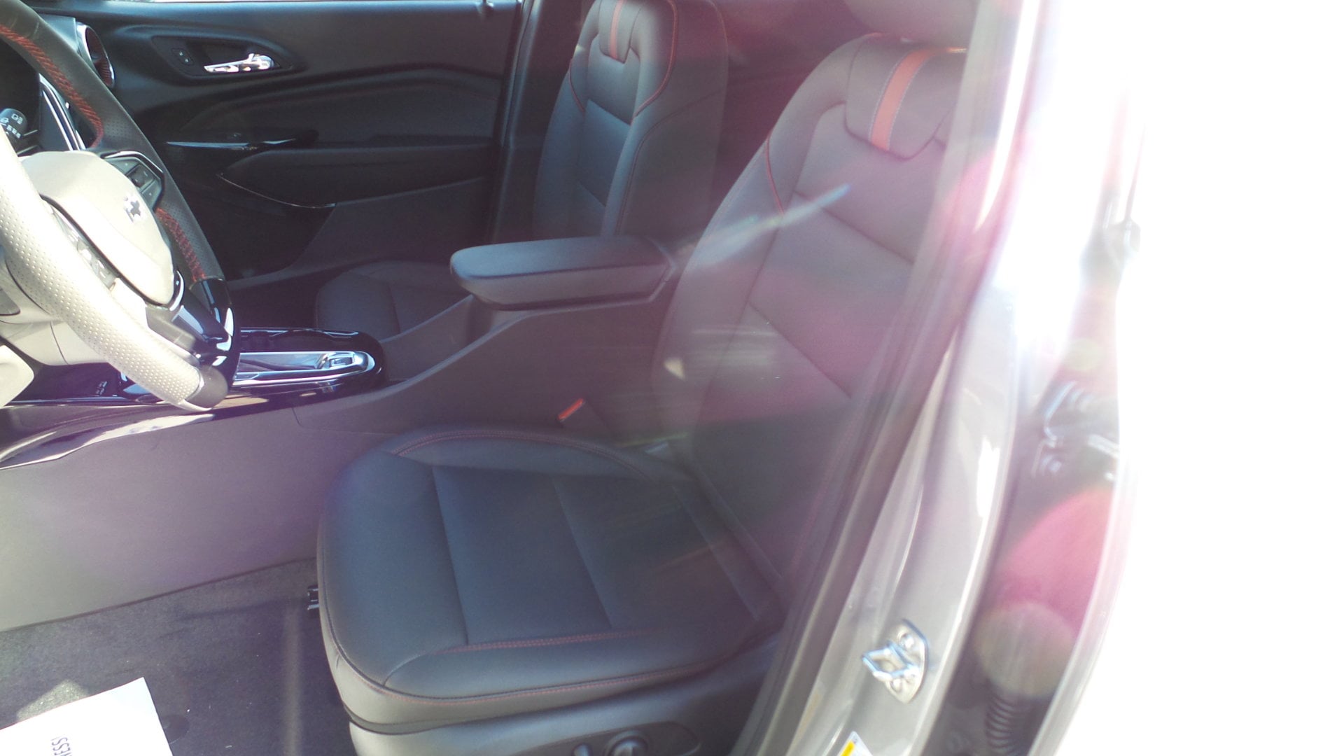 2026 Chevrolet Trax RS - Photo 9