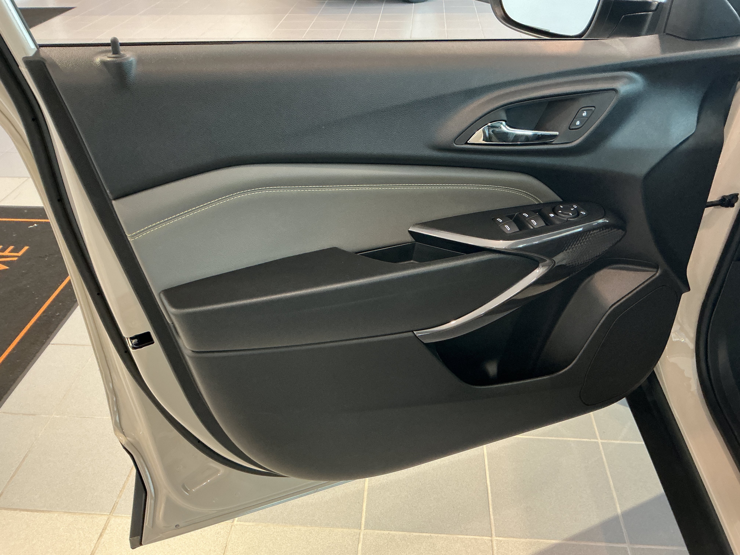 2026 Chevrolet Trax Activ - Photo 9