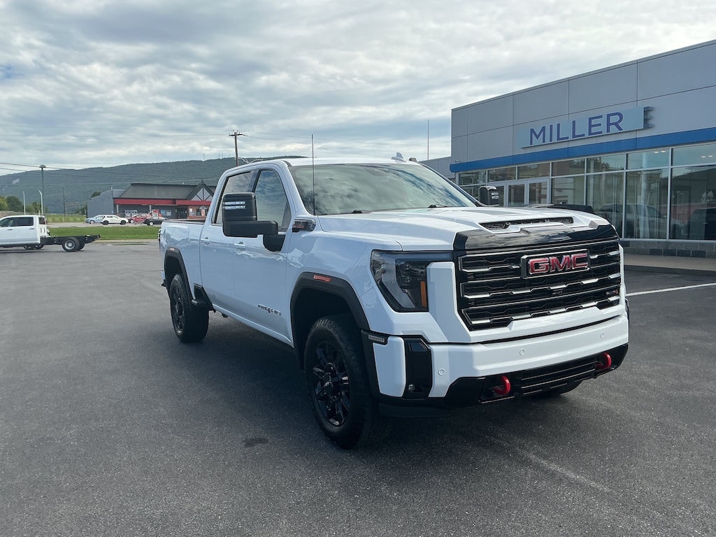 Used 2025 GMC Sierra 2500 HD AT4 Truck